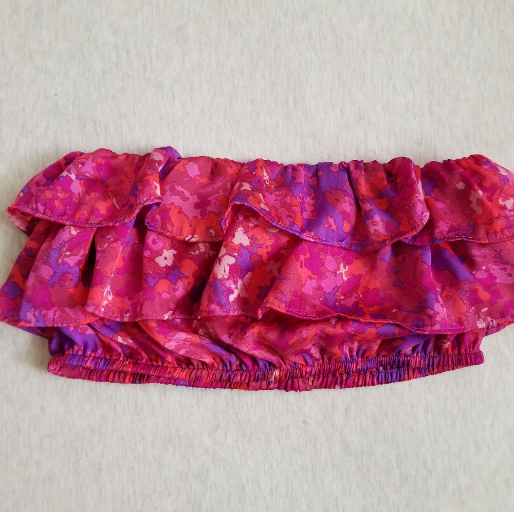 Forever 21 floral print ruffle crop top